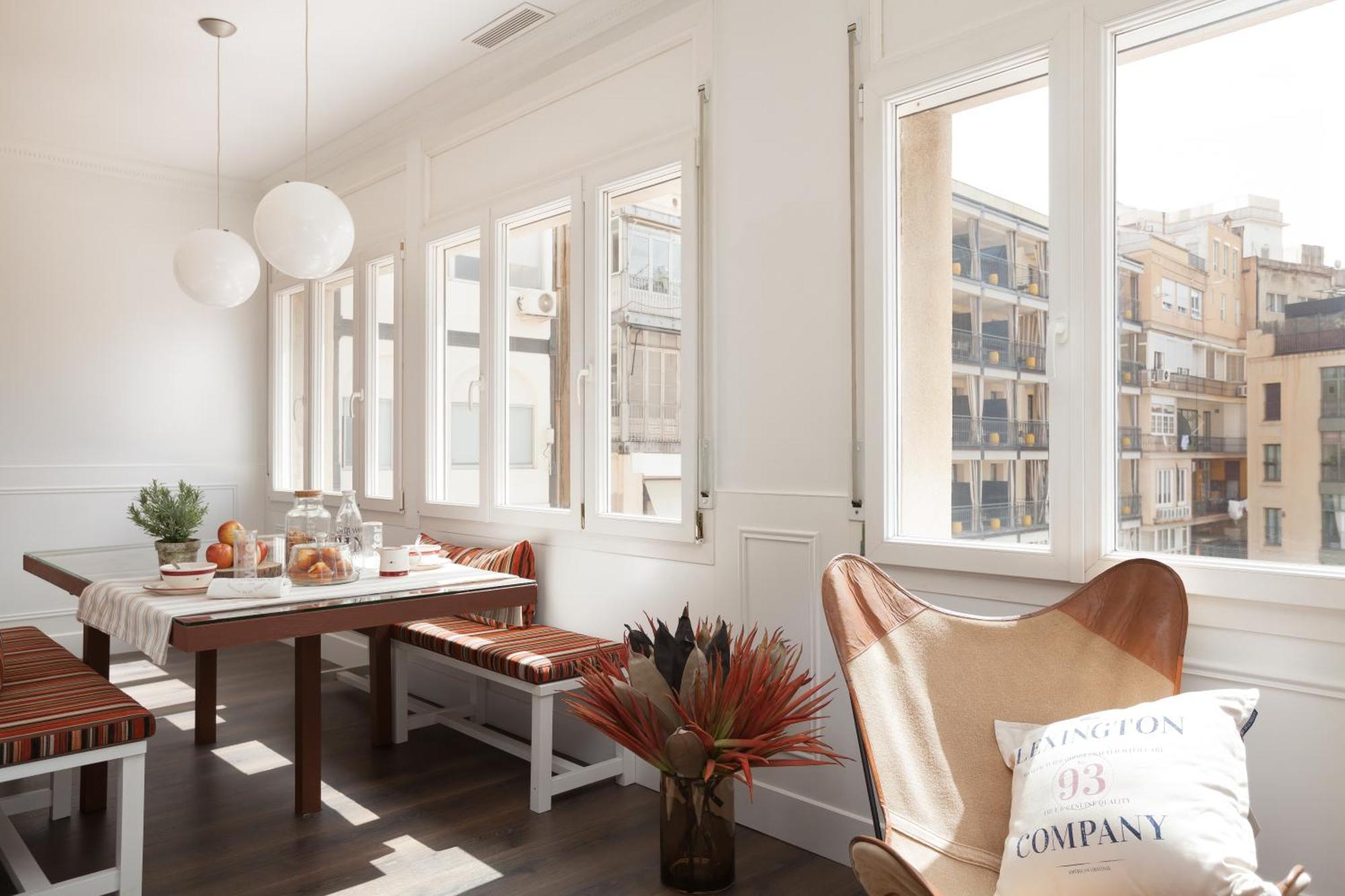 Enjoybcn Coliseum Apartament