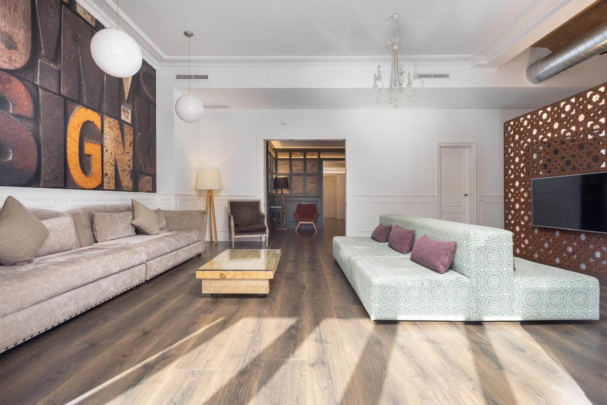 Enjoybcn Coliseum Apartment